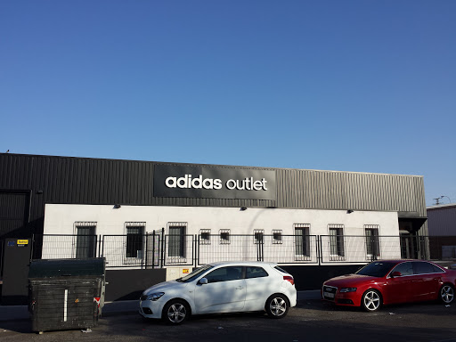 Adidas Outlet | Leganés ▷