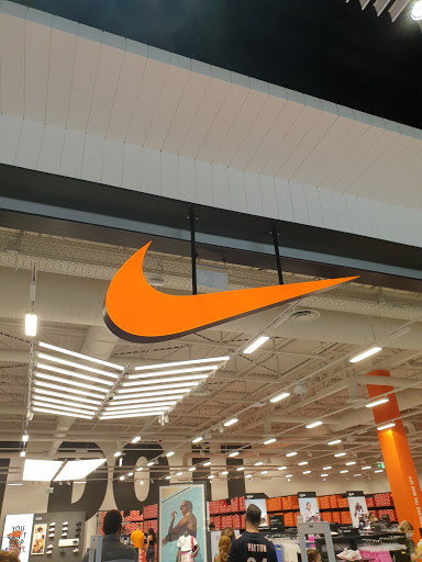 Nike Factory Store | Getafe ▷ Opiniones